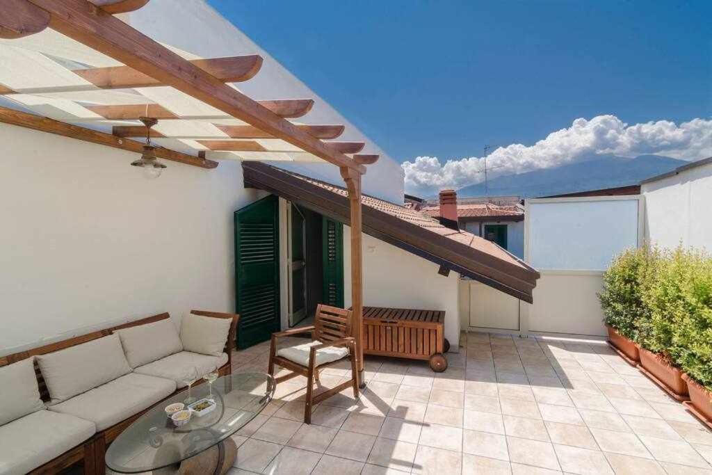 Casa Delle Zammare Fronte Mare Centro Storico Villa Riposto Eksteriør bilde